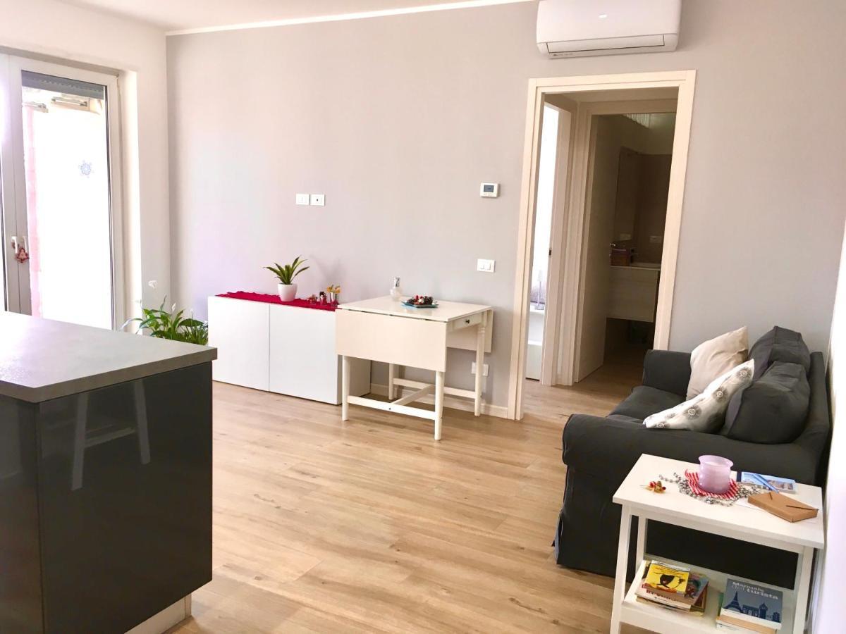 Appartamento Con Due Camere Da Letto E Free Park Verona Buitenkant foto