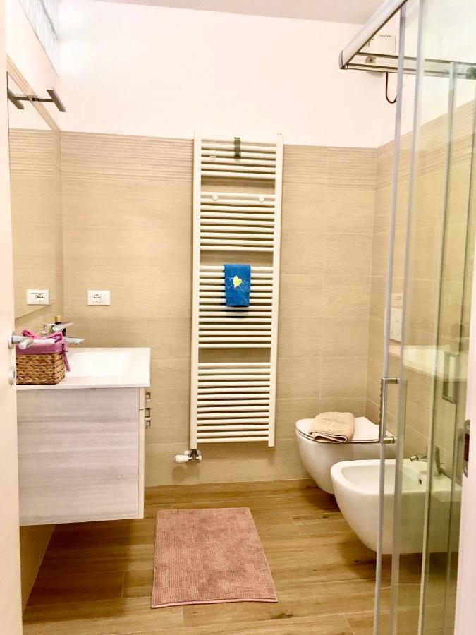 Appartamento Con Due Camere Da Letto E Free Park Verona Buitenkant foto