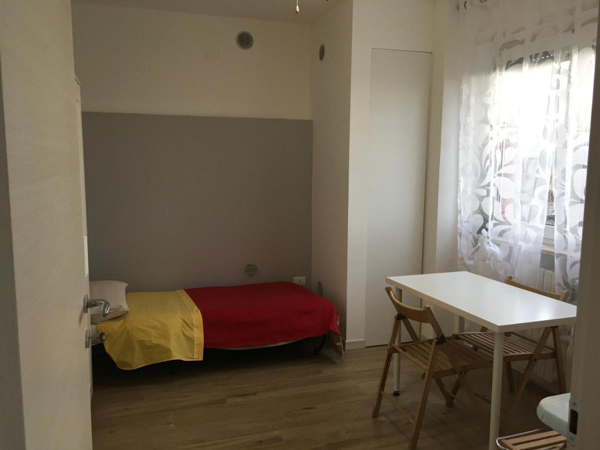 Appartamento Con Due Camere Da Letto E Free Park Verona Buitenkant foto