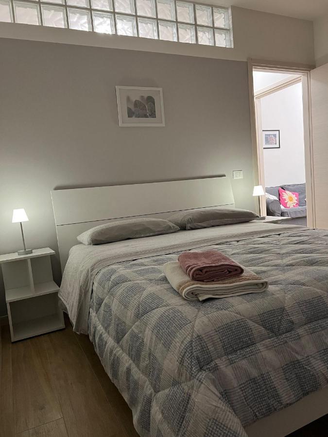 Appartamento Con Due Camere Da Letto E Free Park Verona Buitenkant foto
