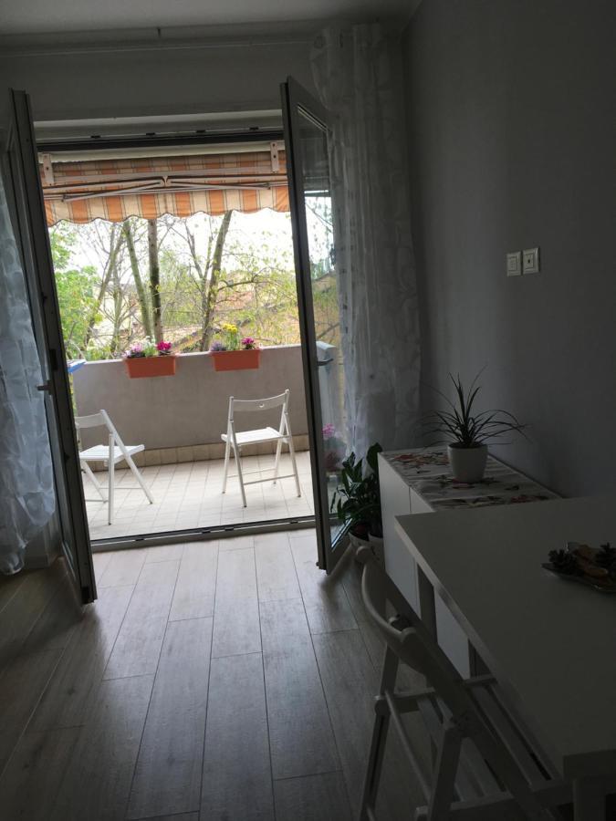 Appartamento Con Due Camere Da Letto E Free Park Verona Buitenkant foto